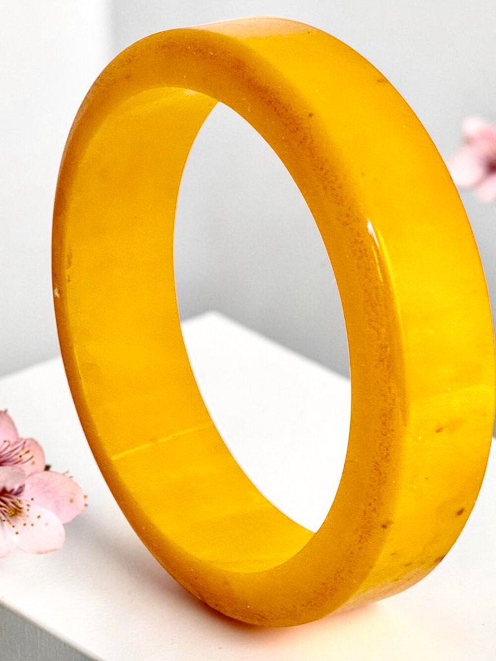 Butterscotch Orange Bakelite Vintage Bangle Bracelet